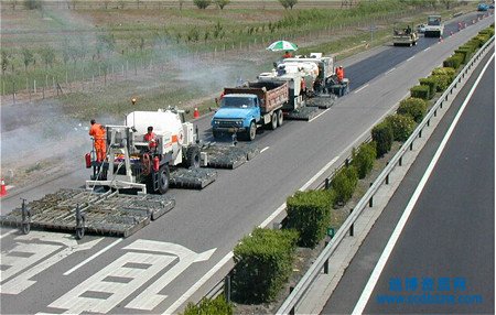 辦理公路路面工程資質(zhì)需要準(zhǔn)備技術(shù)設(shè)備嗎？