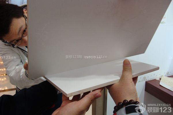 家居瓷磚如何選購(gòu)4、查看檢測(cè)報(bào)告